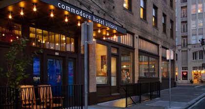 Commodore Hotel