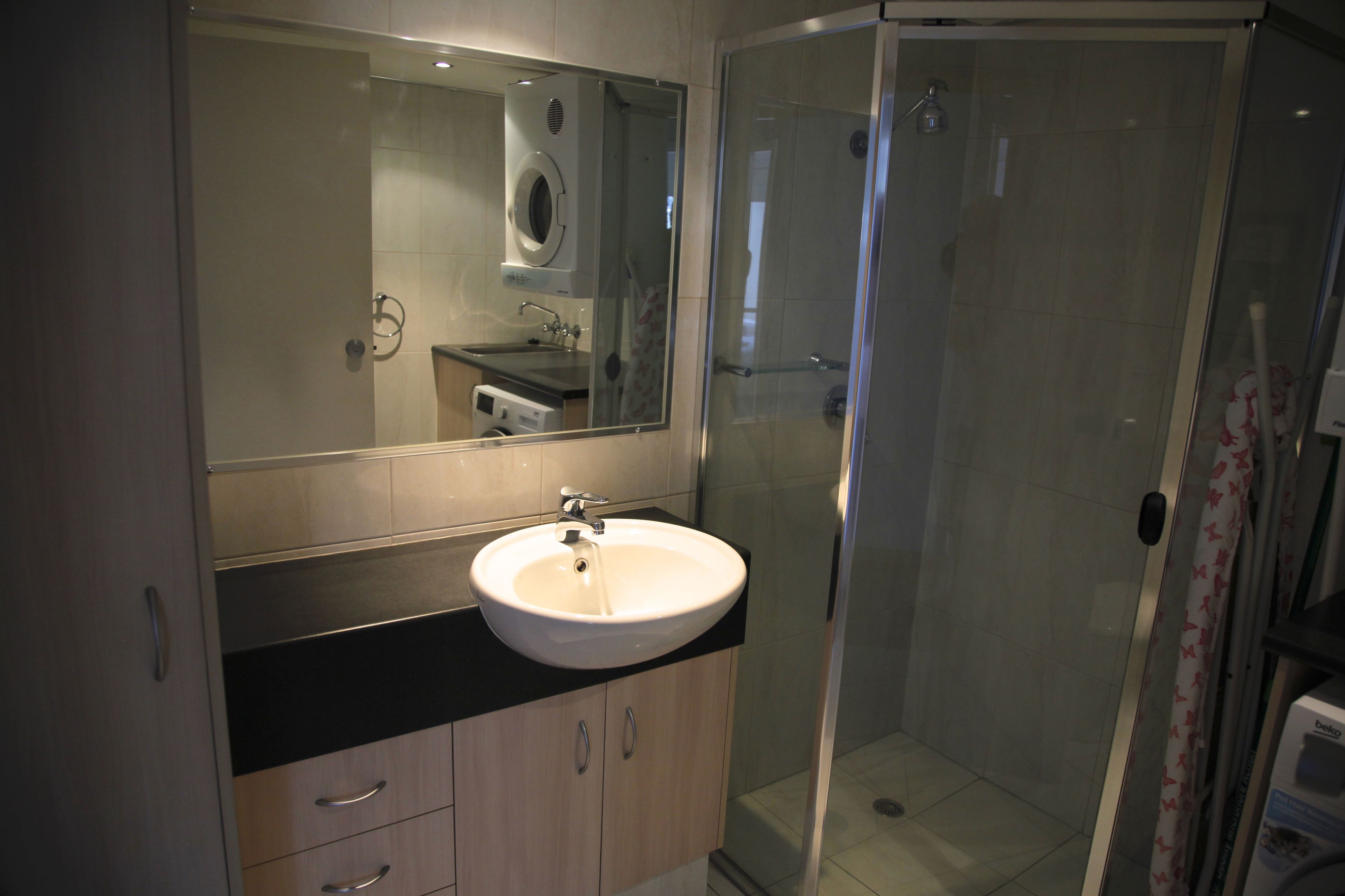 Sandrift Beachfront Apartments — image 16