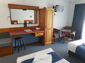 Standard Room, 1 Bedroom, Non Smoking (Twin Singles) | Living area