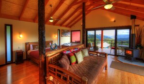 Candi Dasa King Spa Villa (New) | Minibar, iron/ironing board - Maleny Tropical Retreat Balinese B&B (Balmoral Ridge)