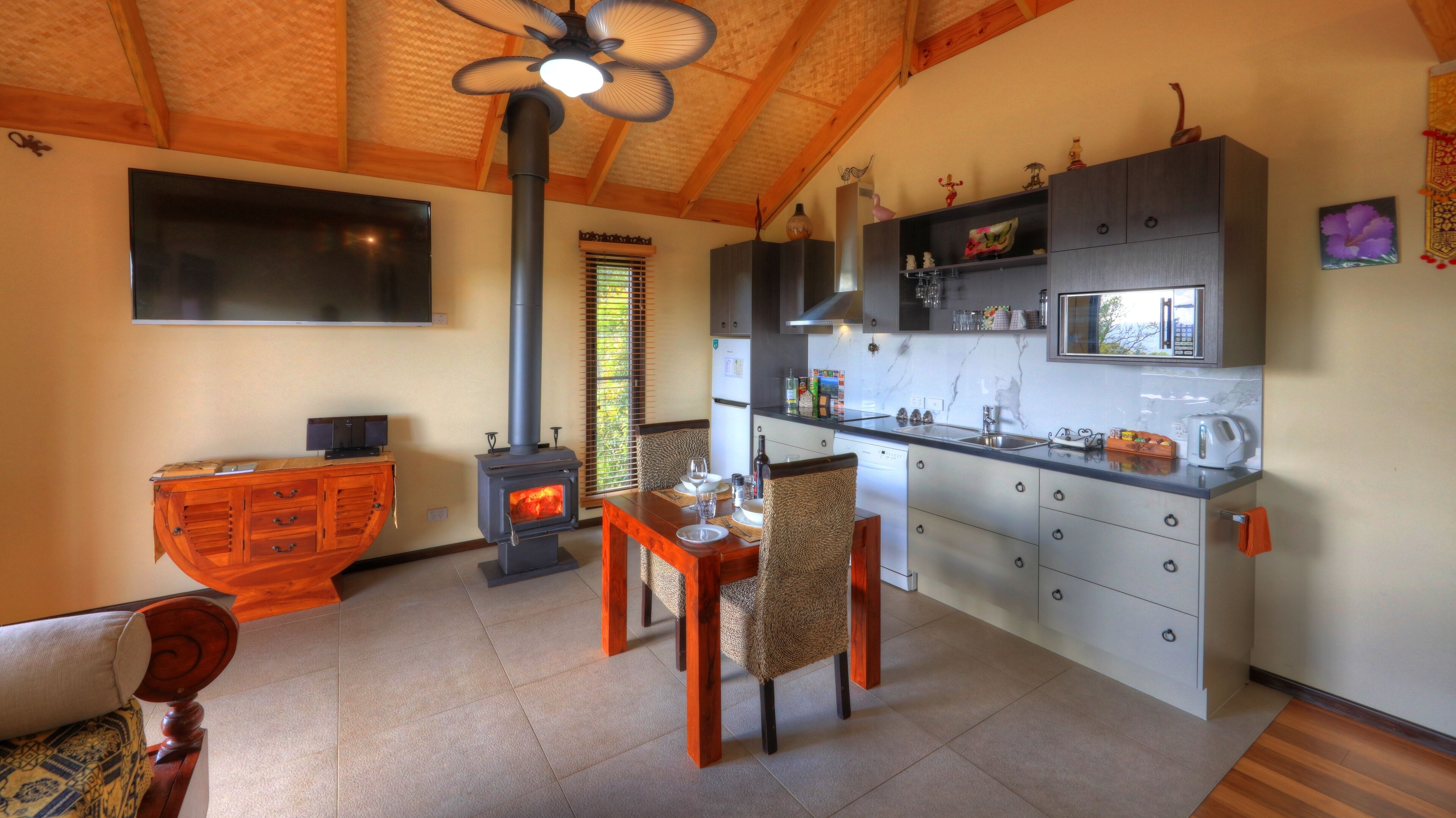 Photo - Maleny Tropical Retreat Balinese B&B