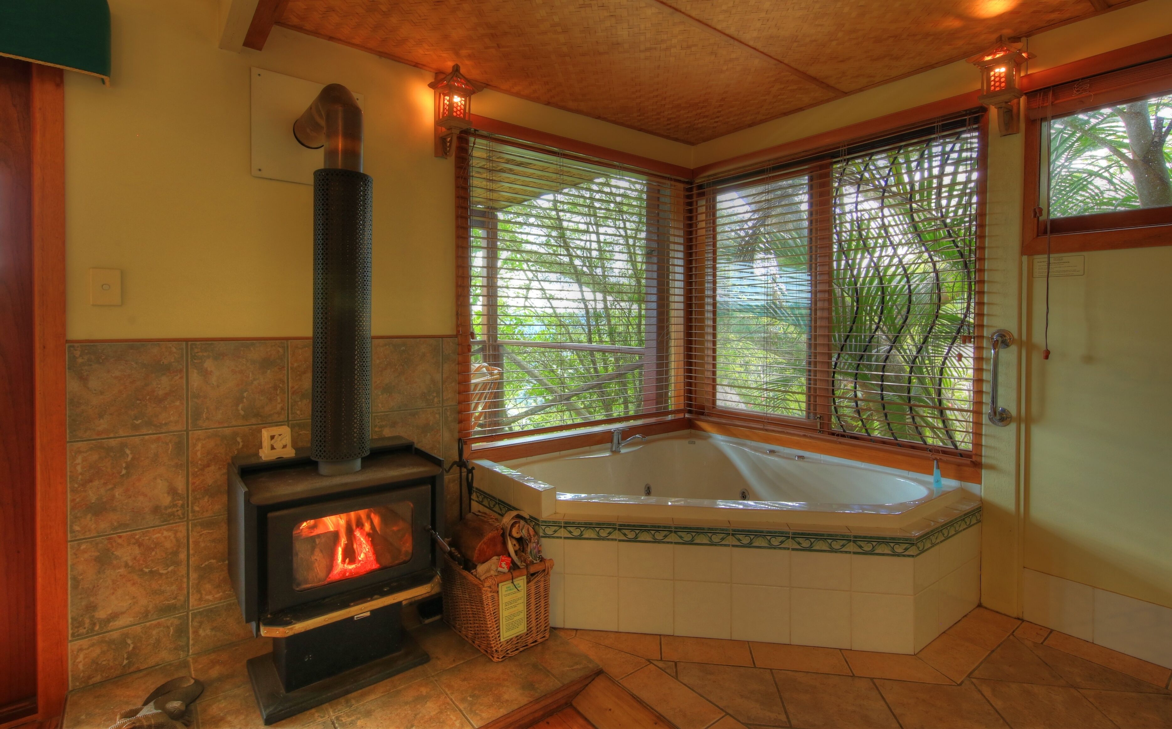 Photo - Maleny Tropical Retreat Balinese B&B