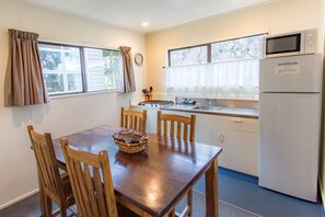 2 Bedroom Motel | Private kitchen
