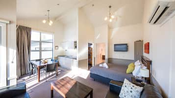 1 Bedroom Motel - Private Bathroom/Own Full Kitchen | Free WiFi