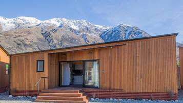 Two Bedroom Apartment - 4 Berth | Free WiFi, bed sheets