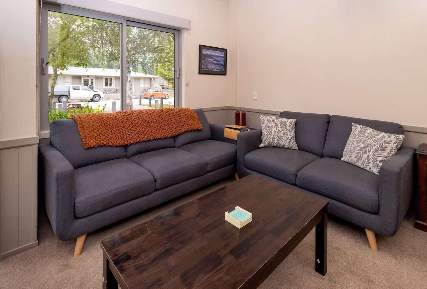 1 Bedroom Motel | Living area