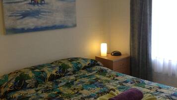 Individually decorated, individually furnished, soundproofing