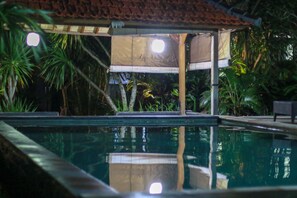 Outdoor pool - Medori Putih Homestay (Pecatu)
