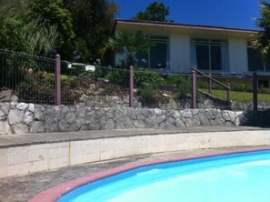 Seasonal outdoor pool - Panorama Motor Inn Te Kuiti (Te Kuiti)