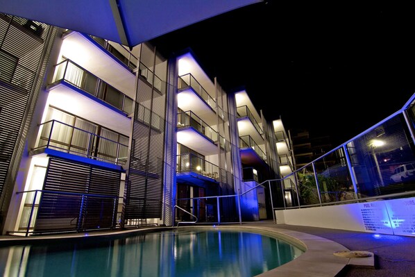 Front of property - Merrima Court Holidays (Kings Beach)