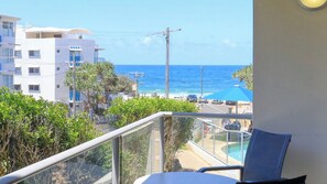 Terrace/patio - Merrima Court Holidays (Kings Beach)