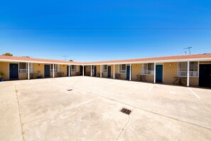 Aparcamiento sin asistencia gratuito