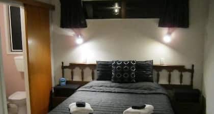 Blue Dolphin Motel