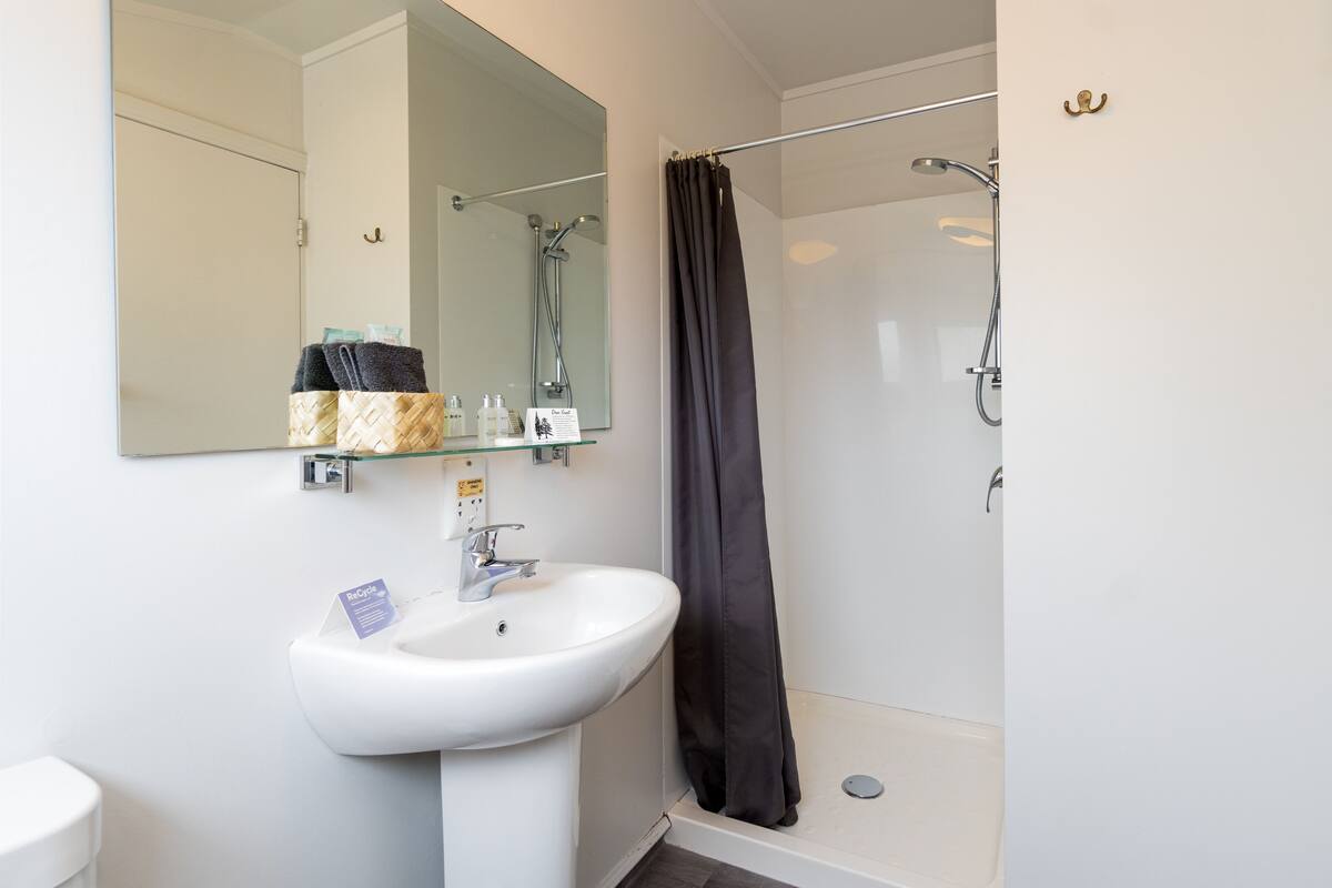 superior studio | bathroom | free toiletries, hair dryer, towels