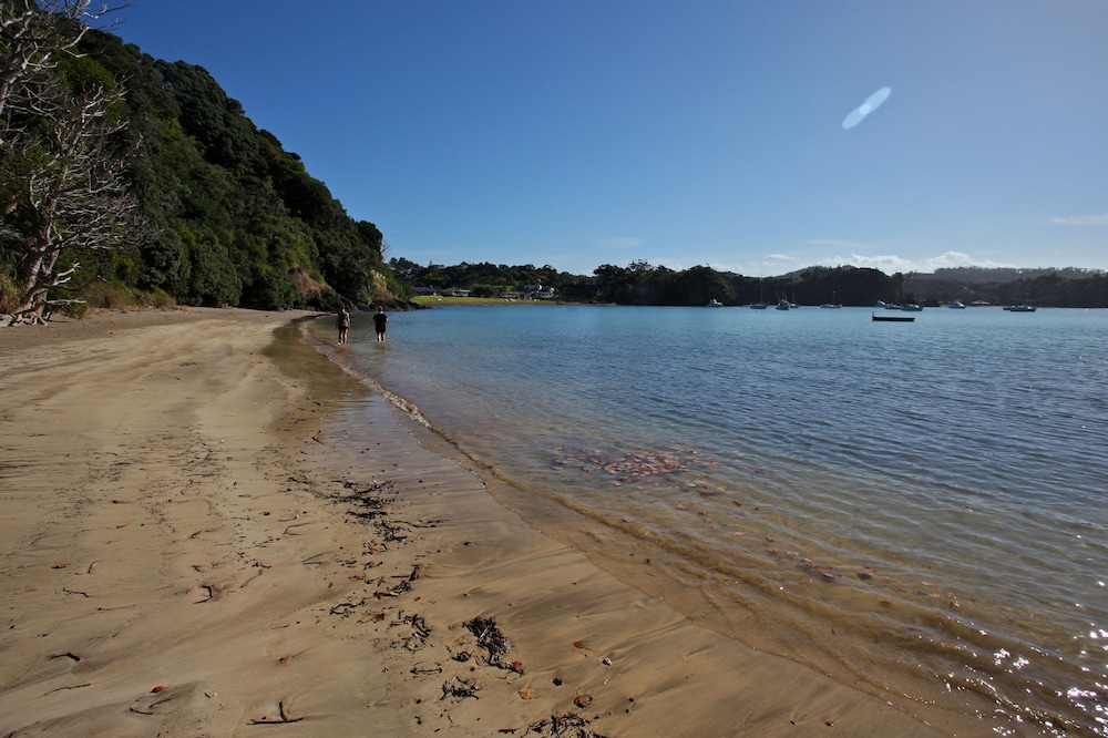 Pacific Rendezvous Motel Resort by null