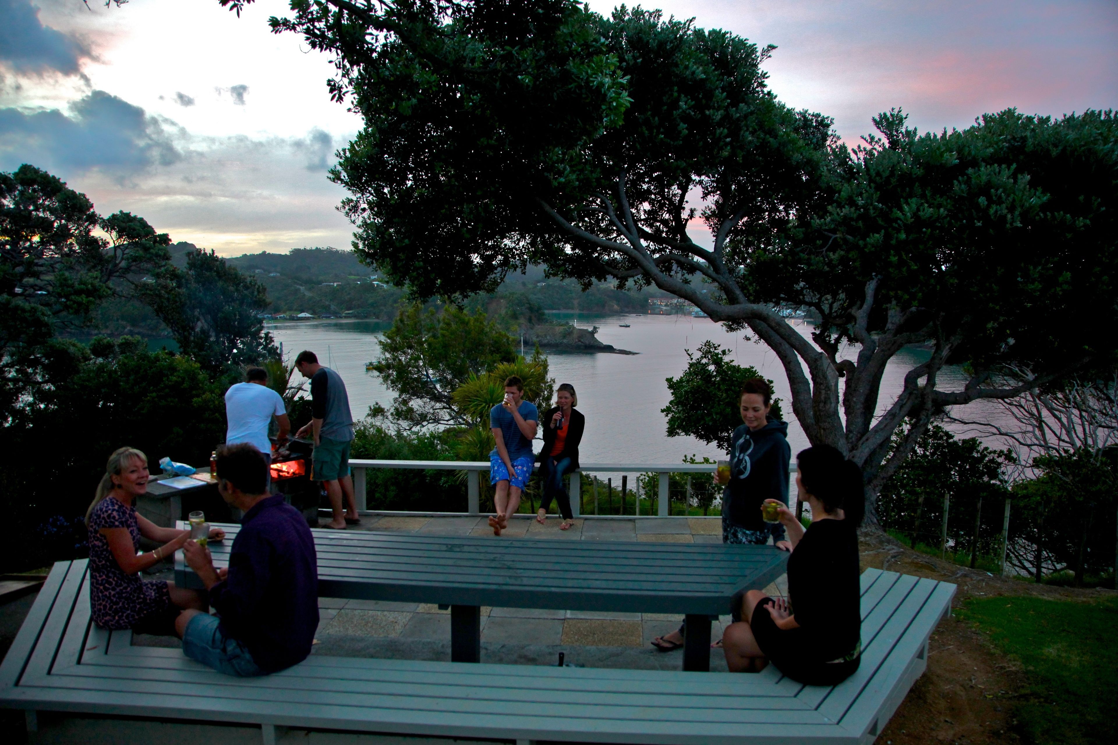 Tempat makan outdoor