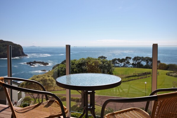 Deluxe Suite, 1 Bedroom, Non Smoking, Kitchen (Deluxe Ocean 1 Room) | Balcony