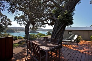 Deluxe Suite, 1 Bedroom, Non Smoking, Kitchen (Deluxe Ocean 1 Room) | Terrace/patio