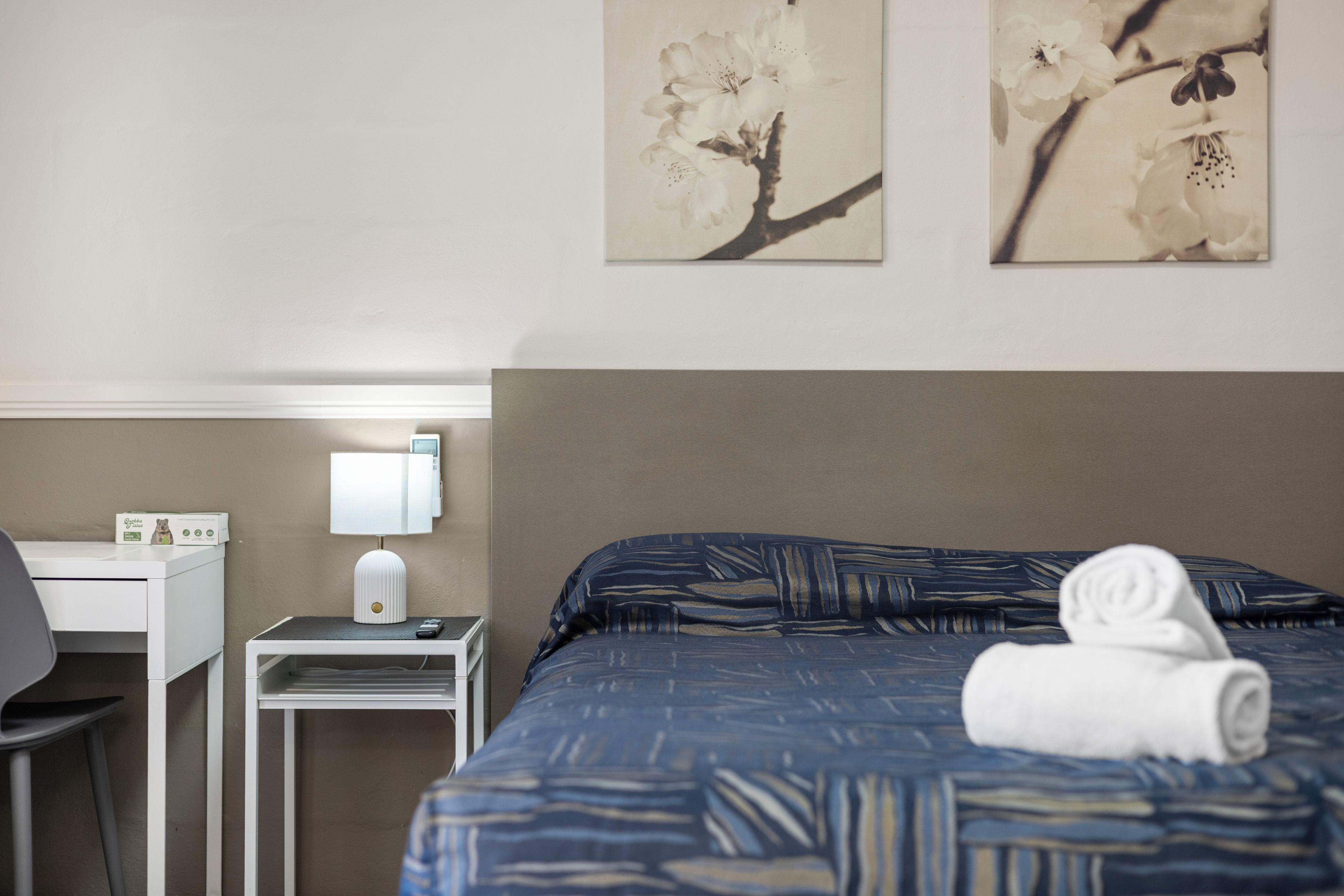 Deluxe Studio, Non Smoking (Deluxe Studio Room) | Soundproofing, iron/ironing board, free WiFi, bed sheets