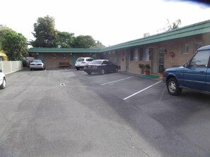 Free self parking