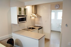 Apartment, 1 Bedroom | Private kitchen