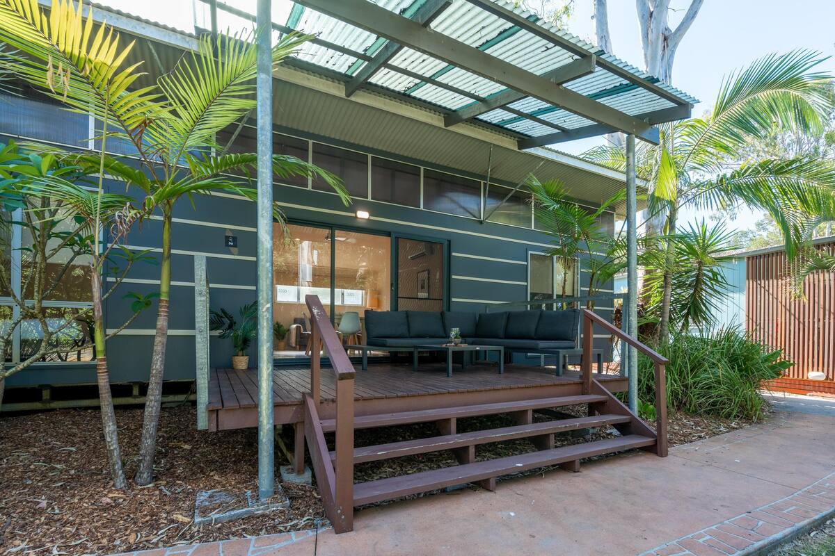 Suite – standard, 2 soverom, ikke-røyk, tekjøkken (Malibu Hut) | Terrasse/patio