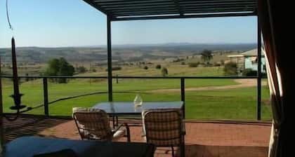 Hillview Cottages