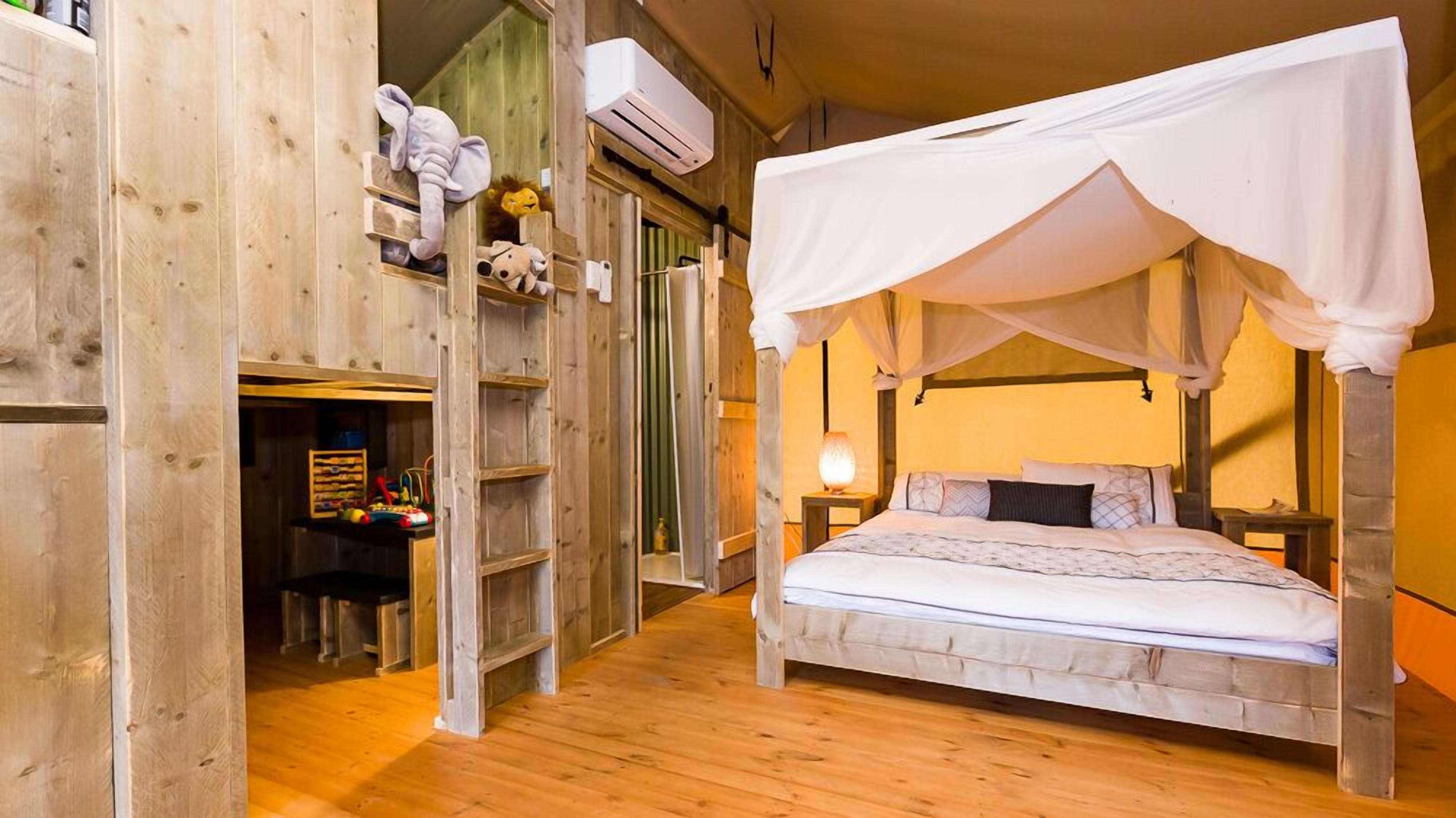 Glamping Safari Tent (Cub)  | Egyptian cotton sheets, premium bedding, down comforters, desk