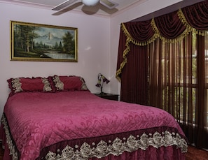 Aroma Own Sauna Spa | Premium bedding, iron/ironing board, free WiFi, bed sheets