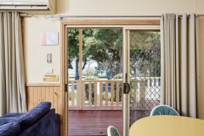 Sheerwater | Living area - NRMA Canton Beach Holiday Park (Canton Beach)