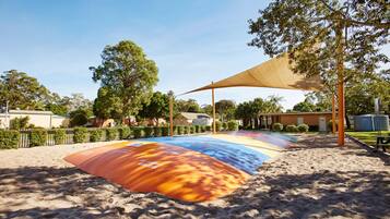 Children’s play area – outdoor