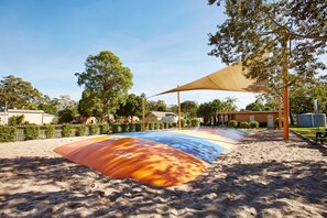 Children’s play area – outdoor