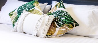 Coleraine Suites & Apartments