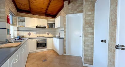 Yot Spot Apartments