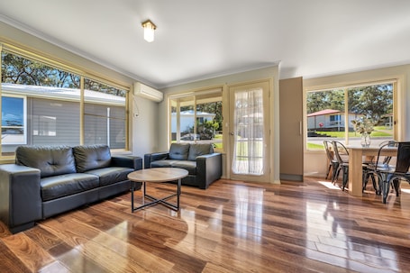 2 Bedroom Deluxe Villa | Living area | LCD TV