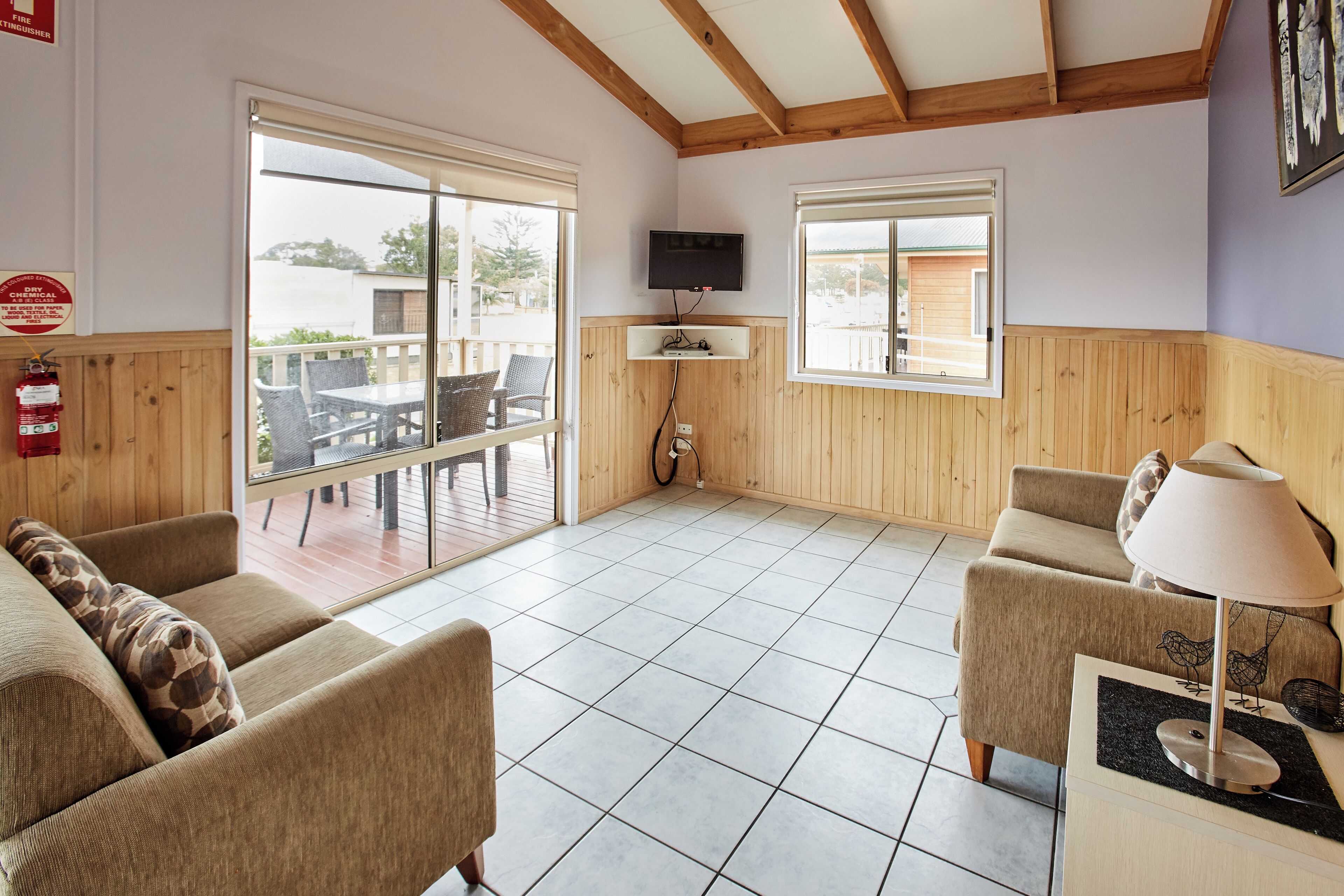 Kingfisher | Living area | Flat-screen TV, DVD player