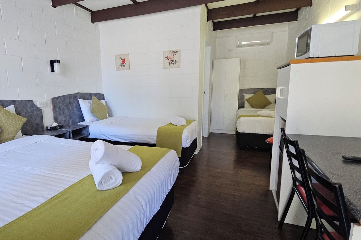 Family 4 Room