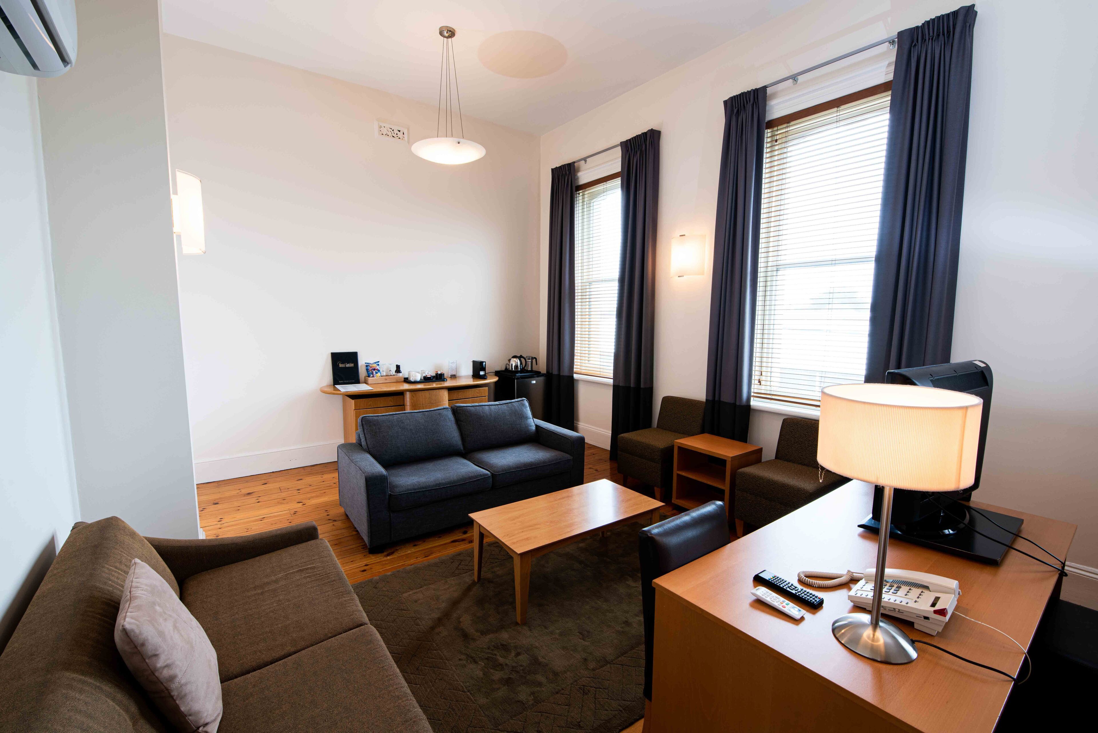 pierce suite | living area | tv, dvd player