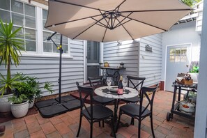 Standard Room, Non Smoking (Suite 4) | Terrace/patio