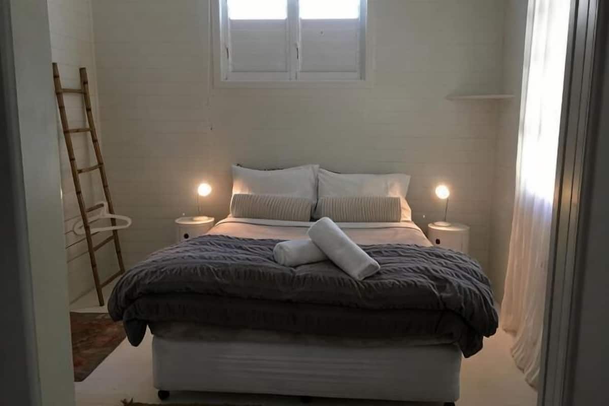 Premium bedding, free WiFi, bed sheets