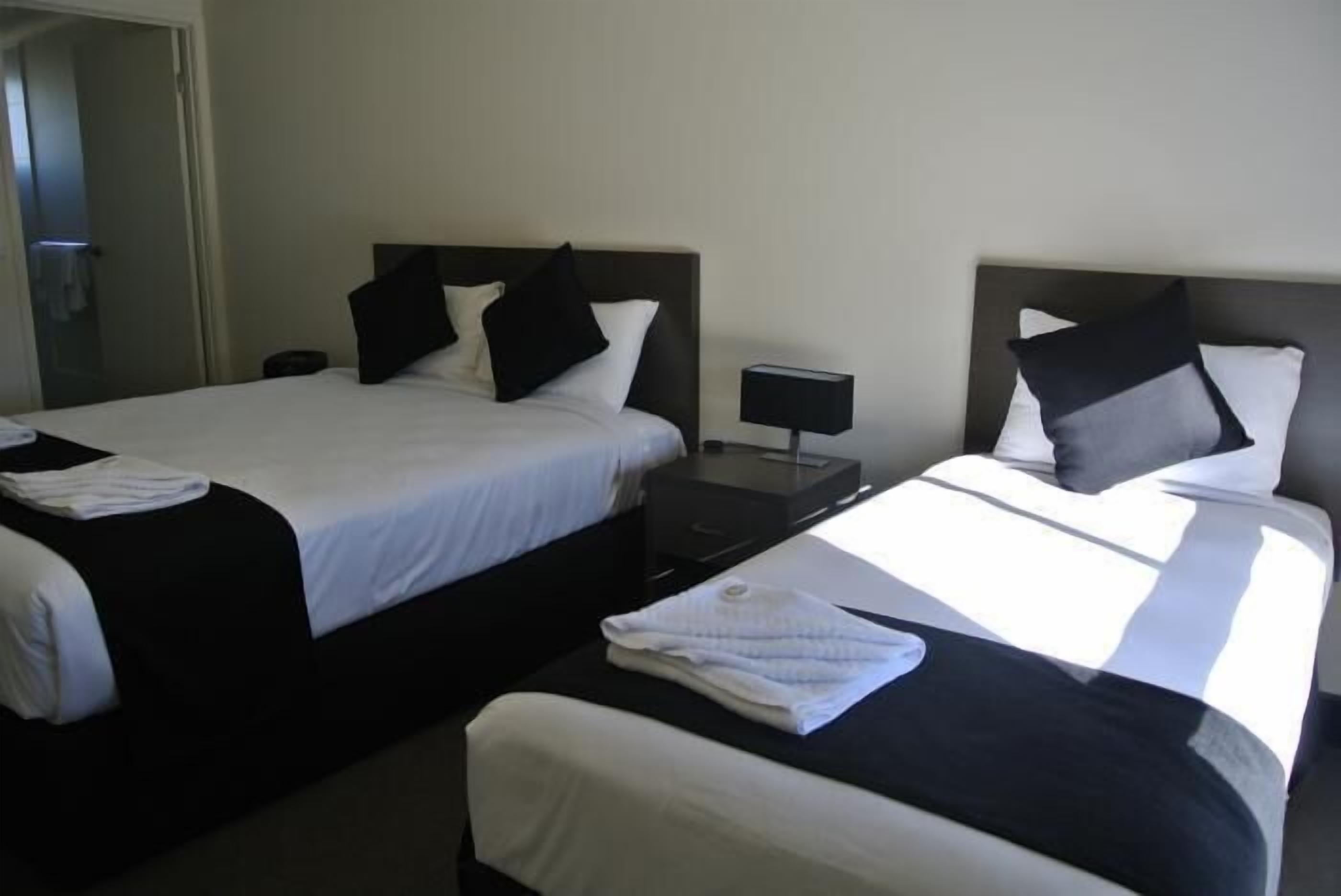 Premium bedding, desk, iron/ironing board, cots/infant beds