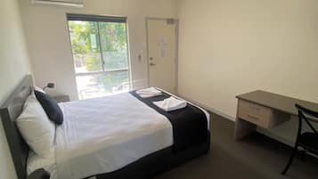 Deluxe Queen Room | Premium bedding, desk, iron/ironing board, cots/infant beds