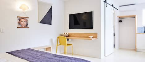 1 bedroom, premium bedding, individually decorated