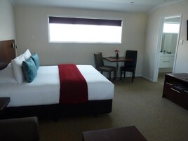 客房内保险箱、隔音、熨斗/熨衣板、免费 WiFi