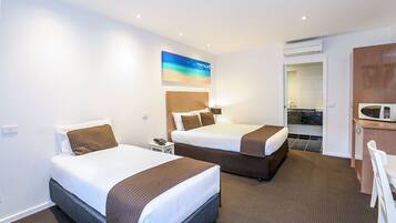 Deluxe-værelse med dobbeltseng eller 2 enkeltsenge | Skrivebord, lydisolering, strygejern/strygebræt, gratis Wi-Fi