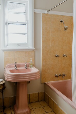 Klassiek huis, 3 slaapkamers | Badkamer | Handdoeken
