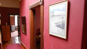 Hallway - Dunedin Lodge (Dunedin)