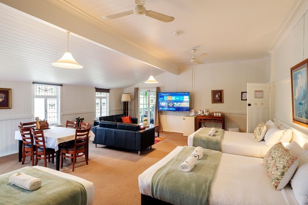 Family Room, Non Smoking, Shared Bathroom | WiFi (free), individually decorated, individually furnished, bed sheets