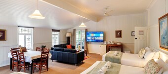 Maleny Hotel