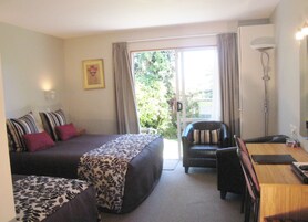 标准开间, 无烟房, 简易厨房 (Garden Studio/Twin) | 客房内保险箱、熨斗/熨衣板、免费 WiFi、床单